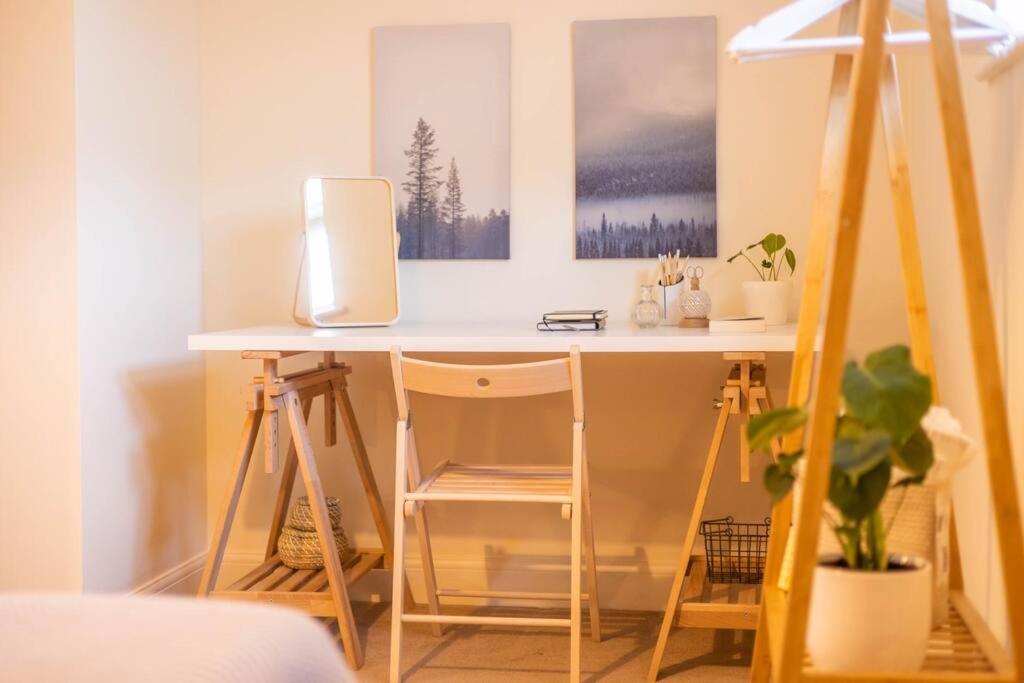 The Wellness Lodge- Gym, Table Tennis, Cinema, Parking And More! Bath Buitenkant foto