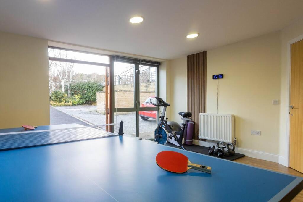 The Wellness Lodge- Gym, Table Tennis, Cinema, Parking And More! Bath Buitenkant foto